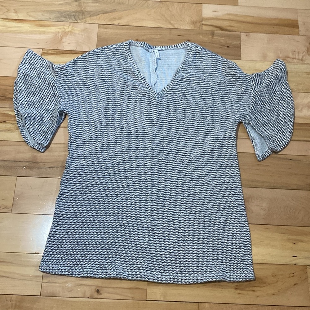 BCBGeneration V-Neck Ruffle Sleeve Tunic